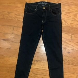 American Eagle Size 8 Super stretch